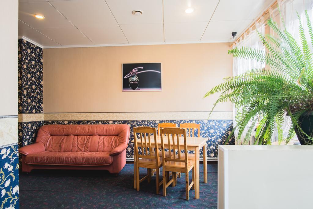 Maria Hostel Valga Eksteriør bilde