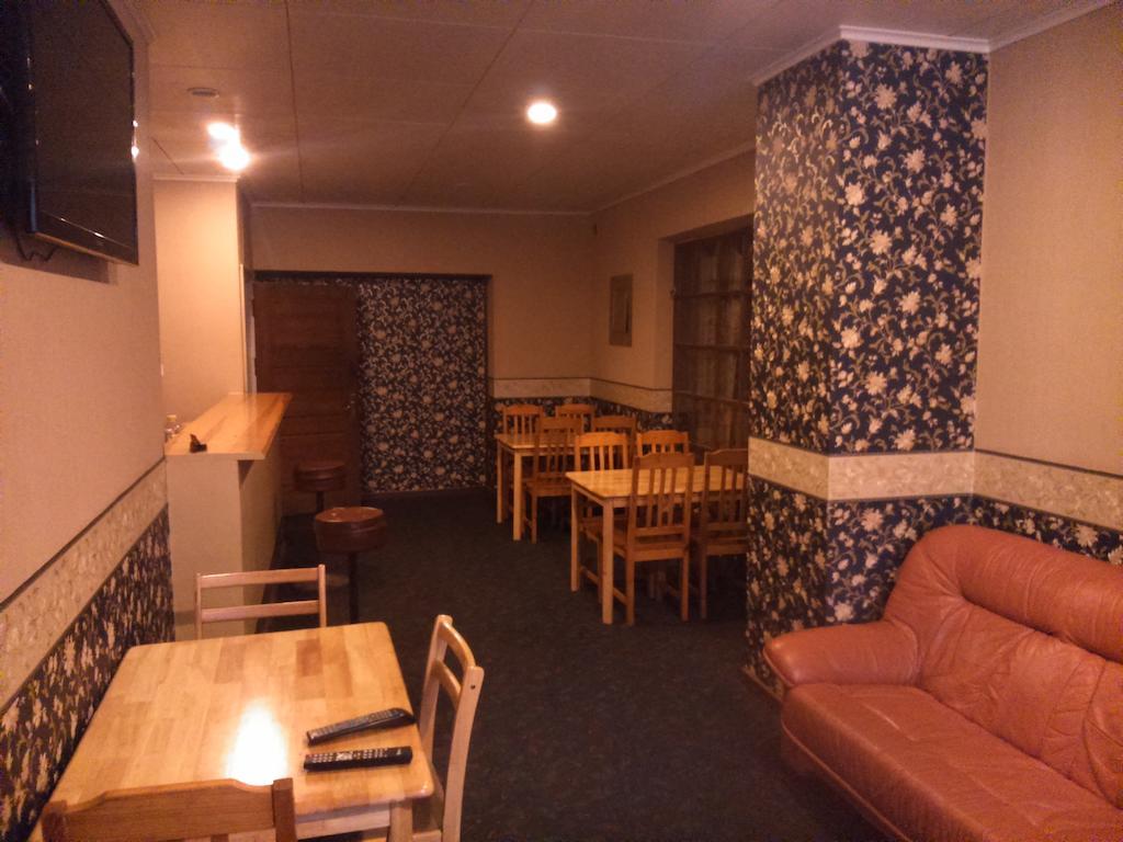 Maria Hostel Valga Eksteriør bilde