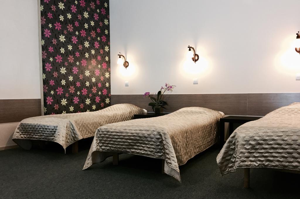 Maria Hostel Valga Eksteriør bilde